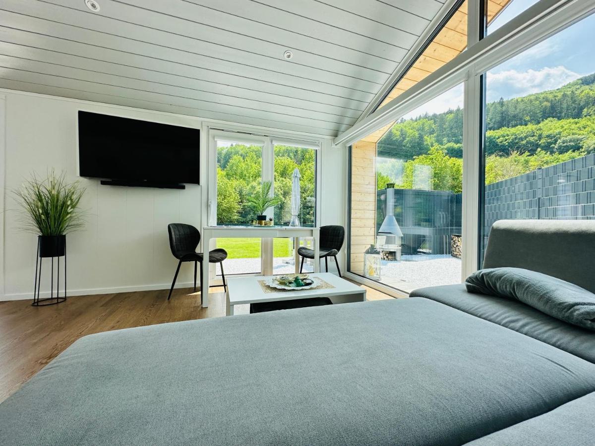 Voralpen Lodge - Ferienhaus Mit Gym & Wellnessbereich Traisen Eksteriør bilde
